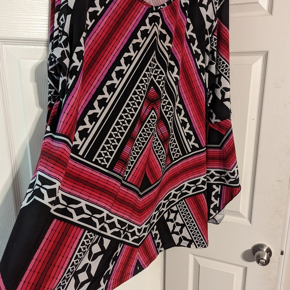 Flowy Sleeve Blouse - Picture 2 of 4